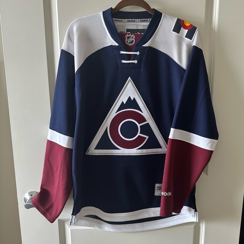 Colorado avalanche alternate Jersey (no name)